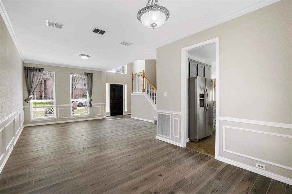 2421 Old Hickory Ln - Photo 6 of 40