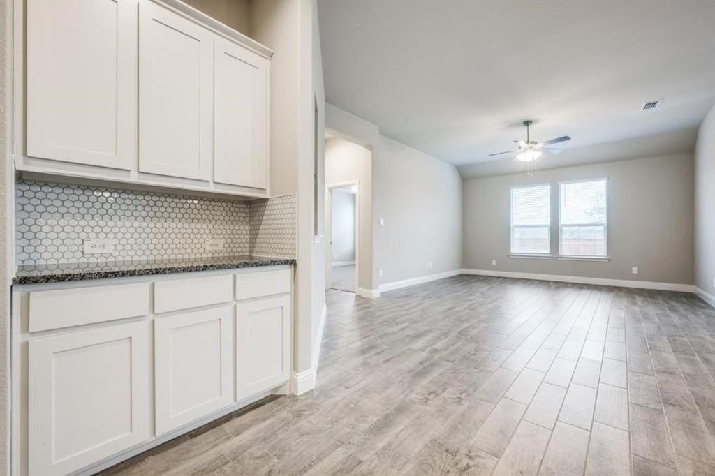 3077 Lionsgate Dr - Photo 6 of 13