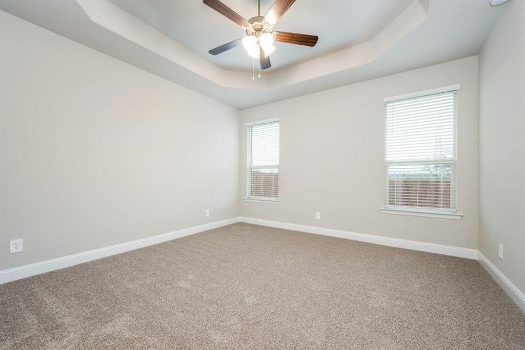 3077 Lionsgate Dr - Photo 7 of 13