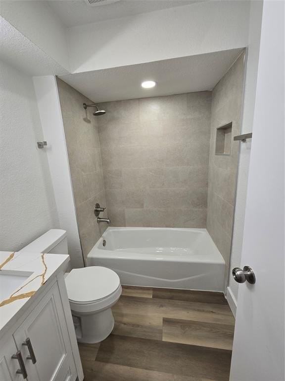 553 Doral Pl - Photo 4 of 20