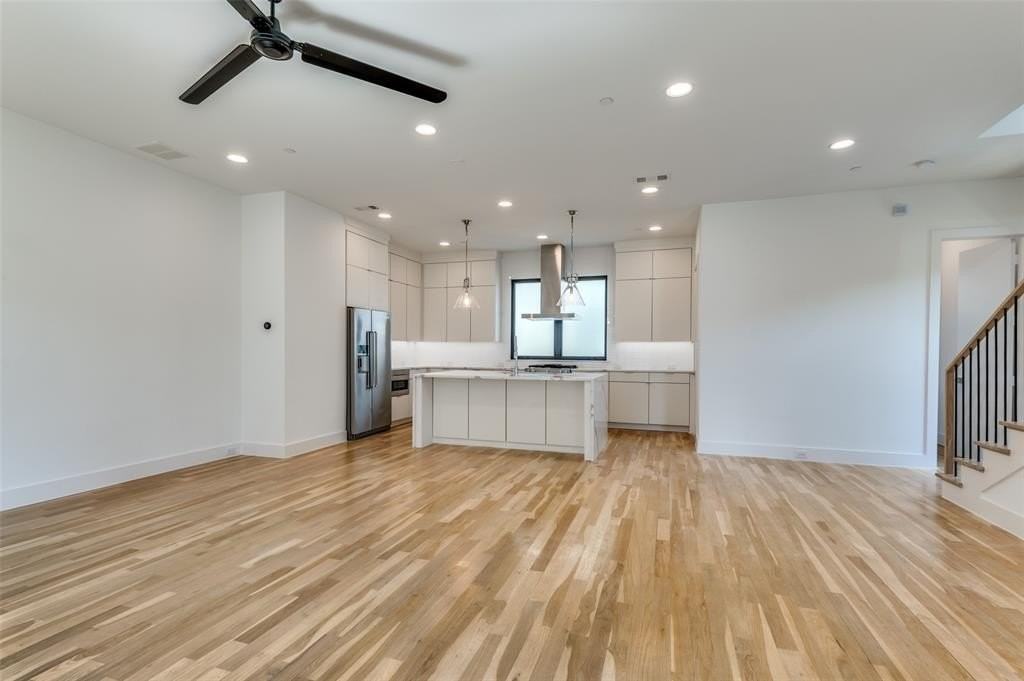 2703 Kimsey Dr #101 - Photo 5 of 24