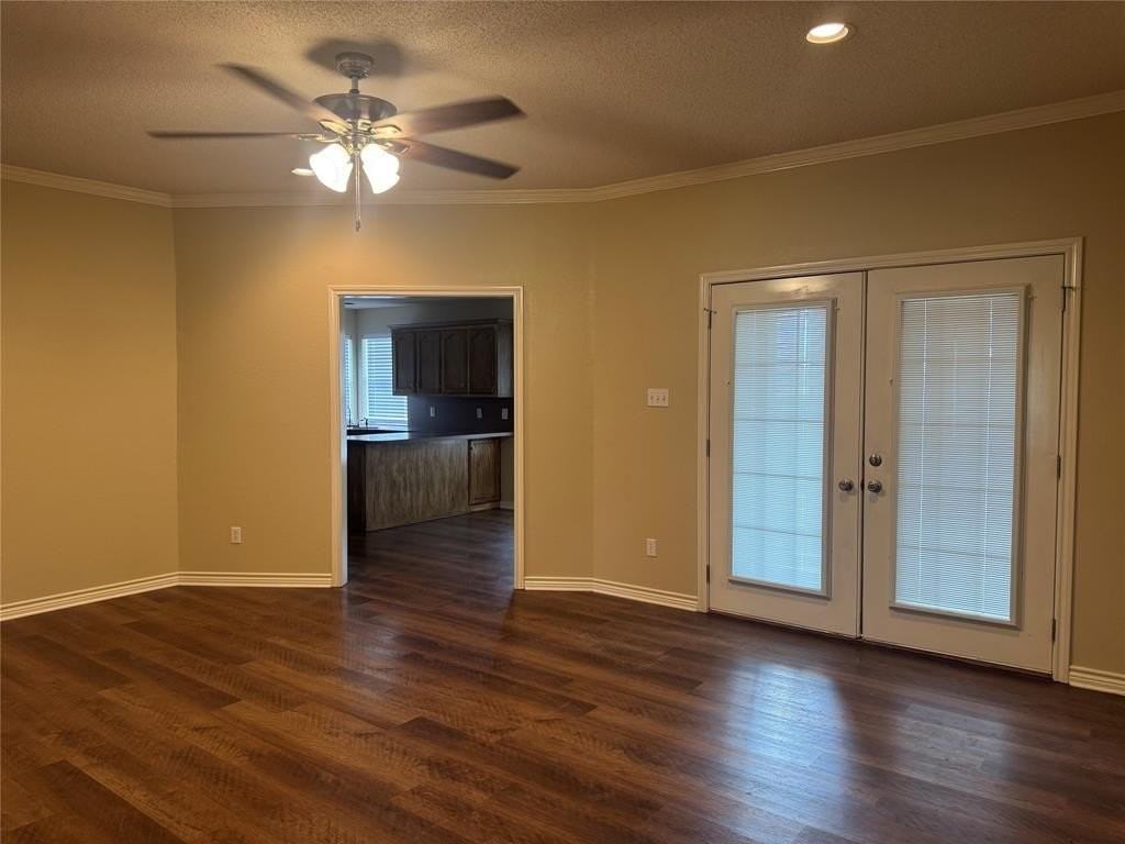 6918 Sayle St - Photo 3 of 30