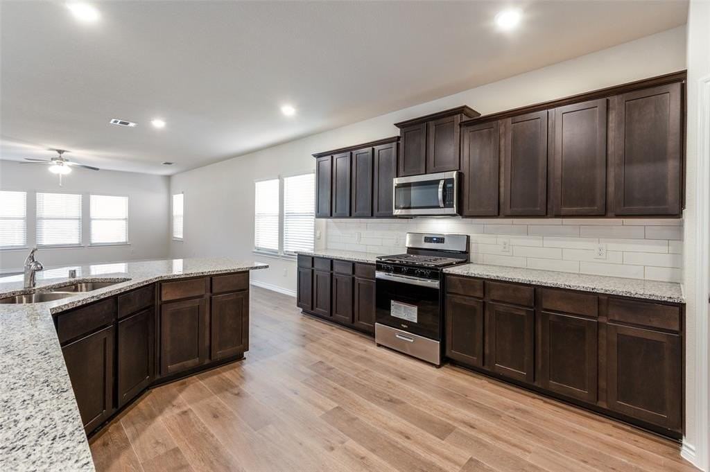 7221 Headingham Way - Photo 3 of 23