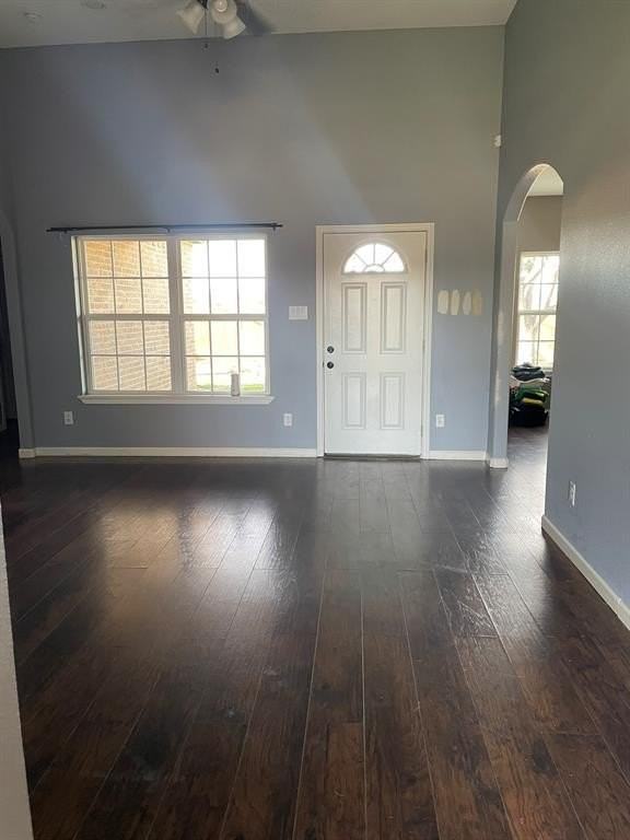 422 Roosevelt Ave - Photo 2 of 14