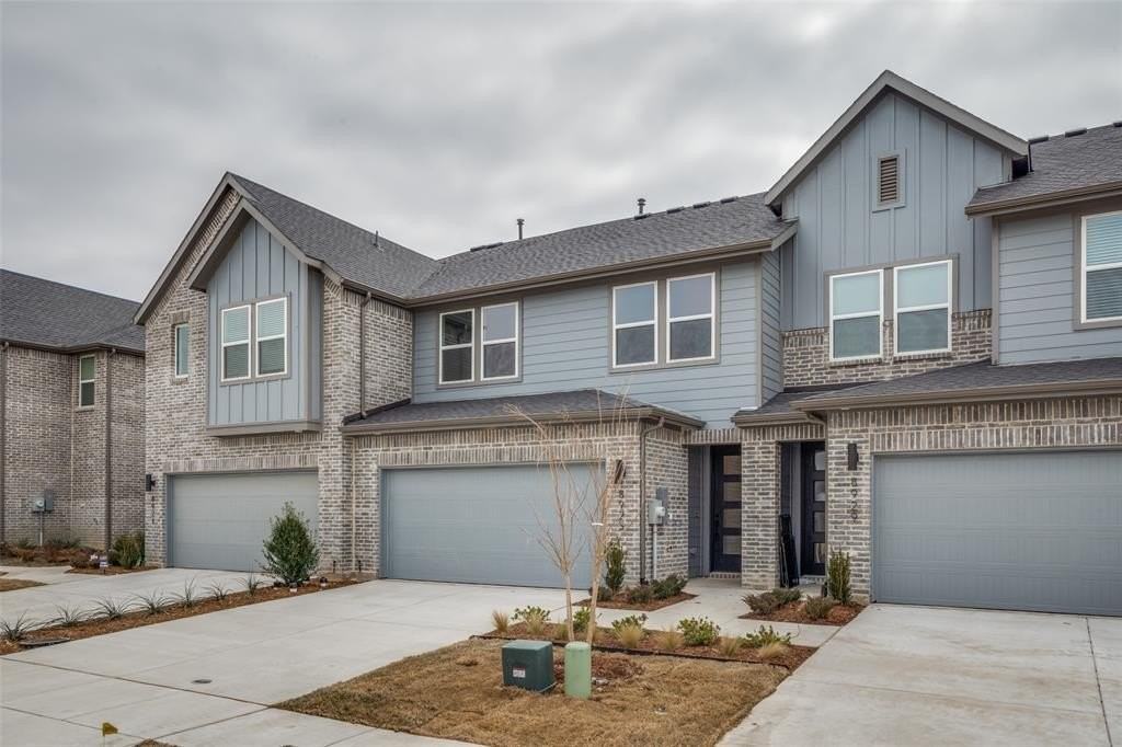 8925 Enclave Way - Photo 2 of 25