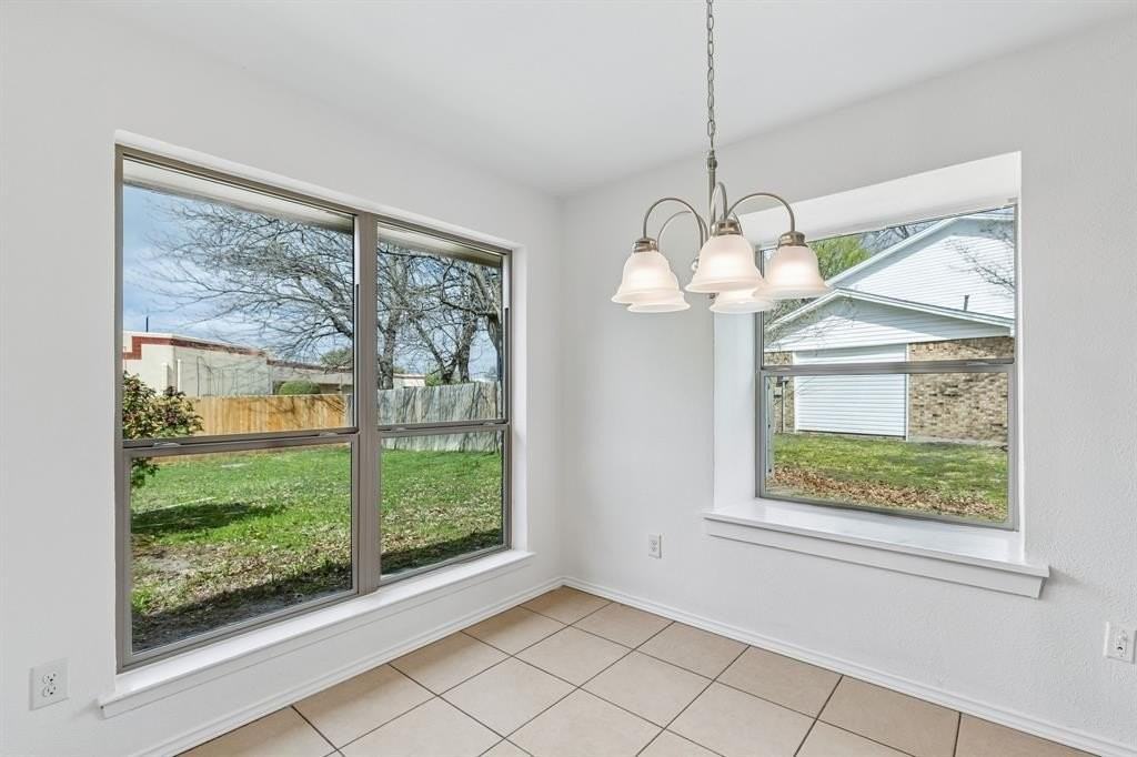 1611 Heather Glen Ct - Photo 5 of 19