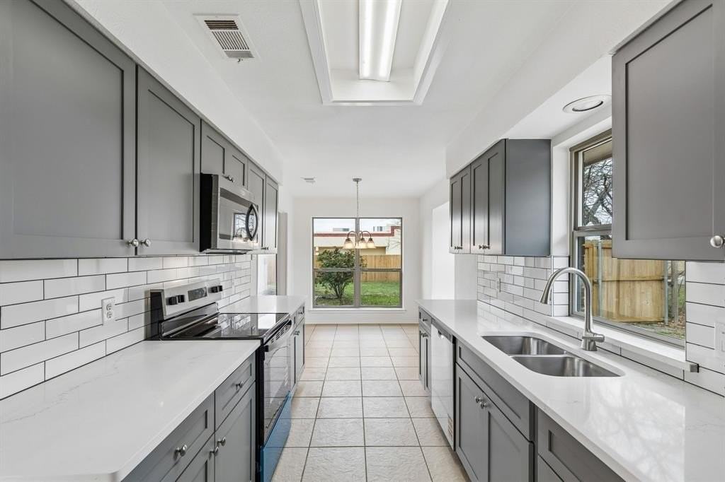 1611 Heather Glen Ct - Photo 7 of 19