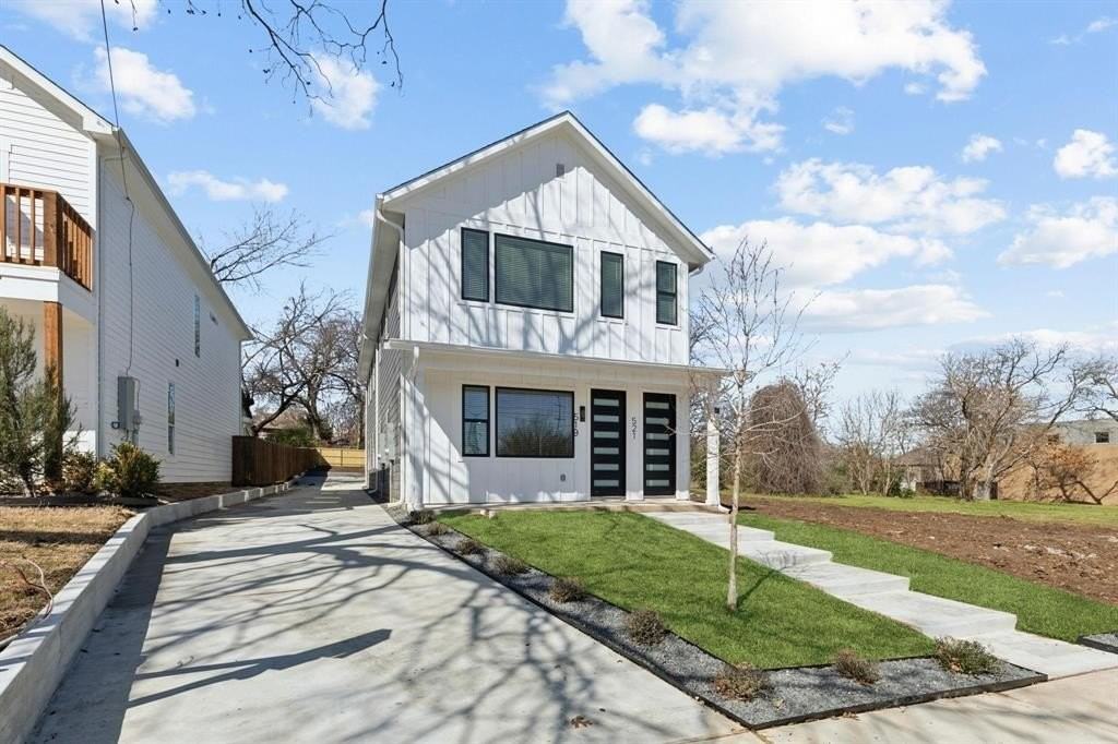 521 N Denley Dr - Photo 2 of 31