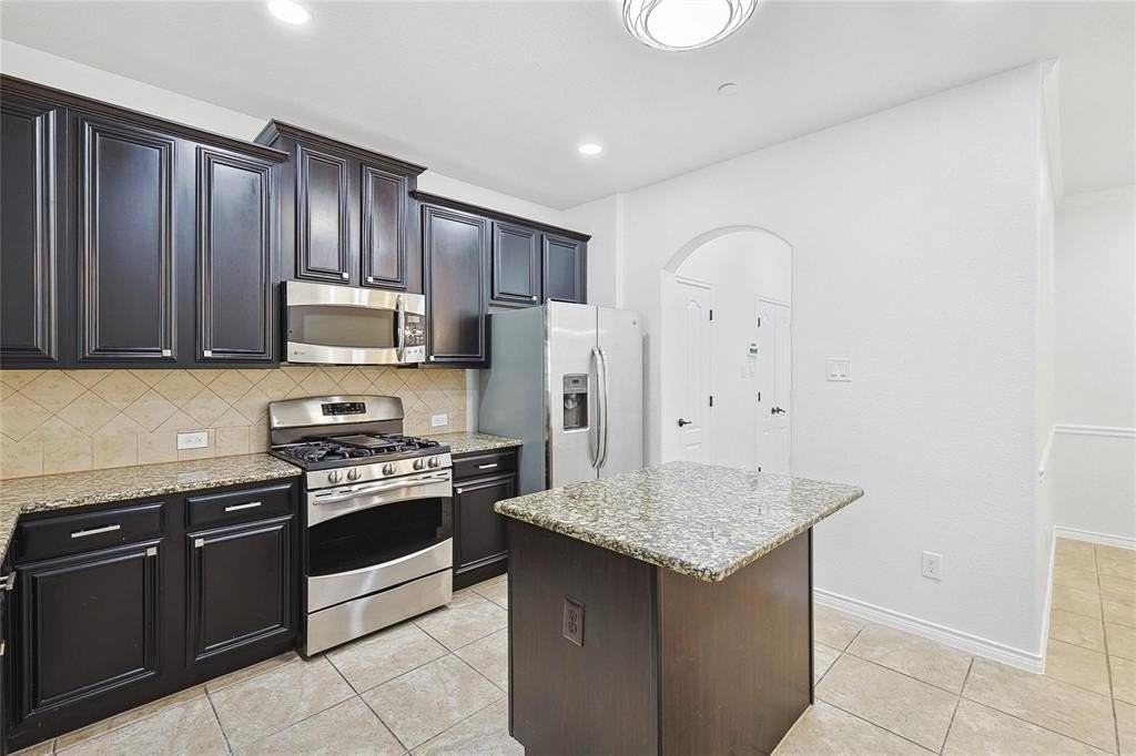 4264 Kiowa Dr - Photo 6 of 23