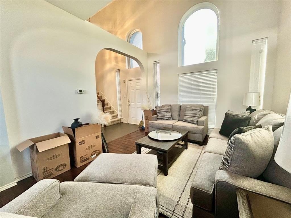 7154 Tularosa Ct - Photo 3 of 8