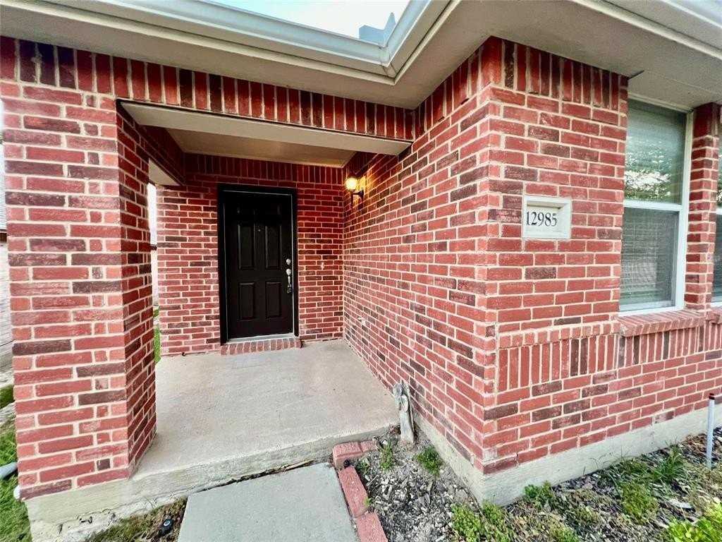 12985 Vassar Dr - Photo 2 of 13