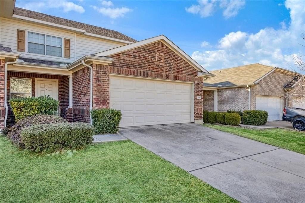 7405 Howling Coyote Ln - Photo 2 of 28