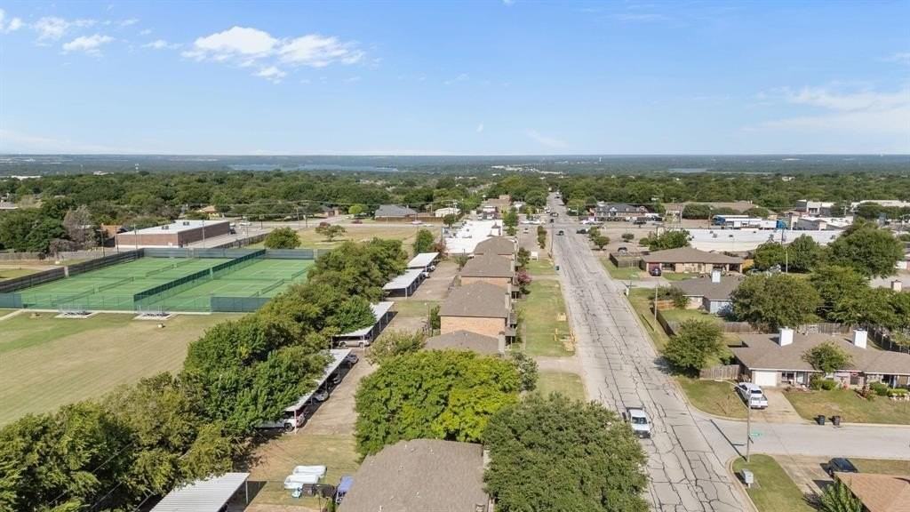 5837 Shadydell Dr - Photo 2 of 12