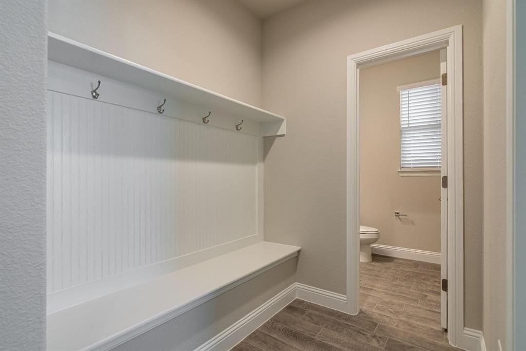 2013 St Andrews Way - Photo 6 of 23