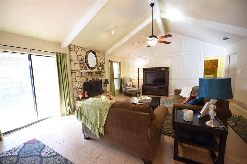 3405 Primrose Ln - Photo 4 of 17