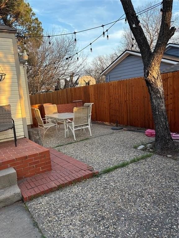 2301 Sayles Blvd - Photo 4 of 14