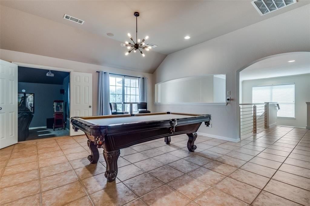 3313 Madison Ave - Photo 7 of 36