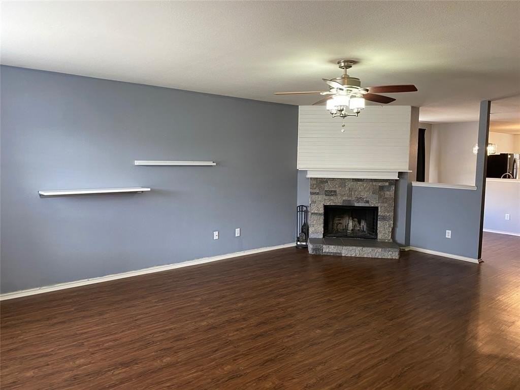 912 Mosaic Dr - Photo 4 of 18