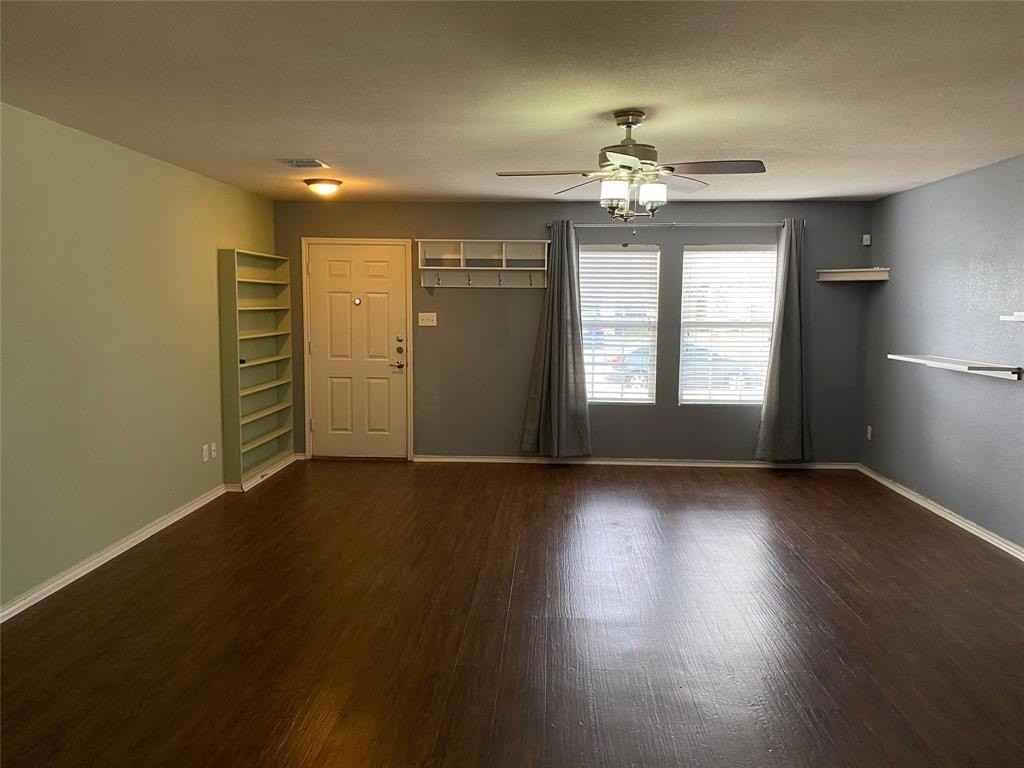 912 Mosaic Dr - Photo 7 of 18