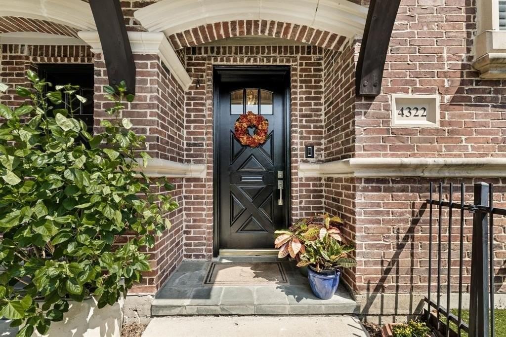 4322 Throckmorton St - Photo 2 of 40