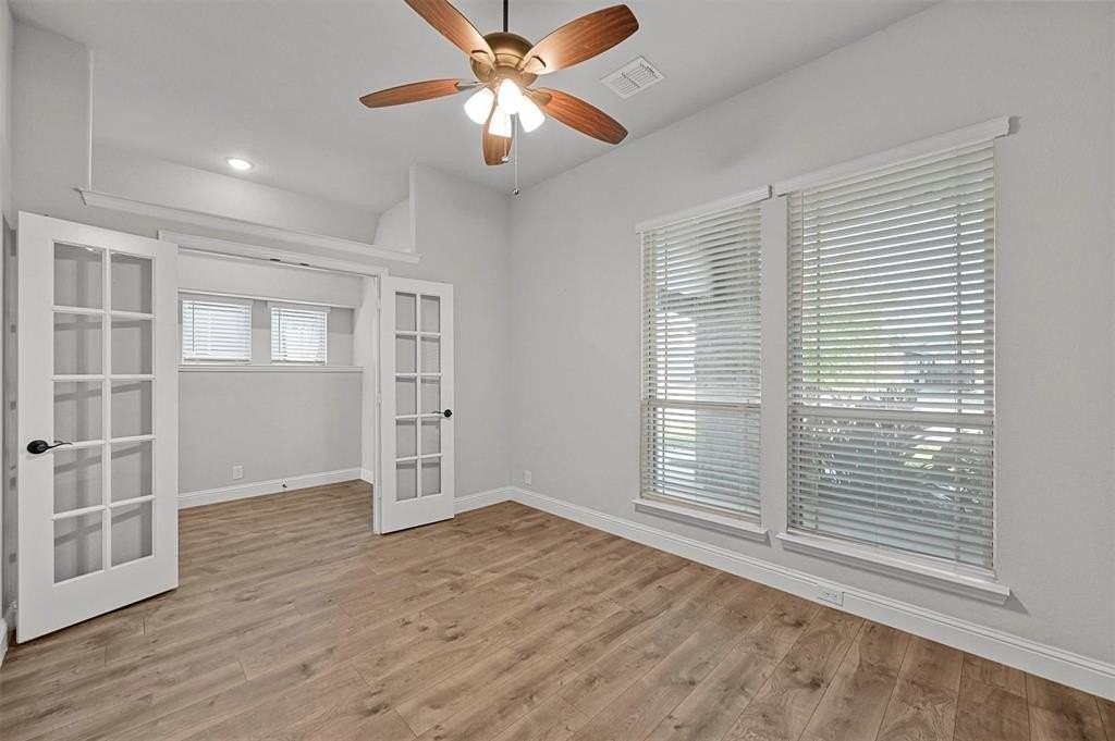 1124 Raptor Rd - Photo 4 of 27