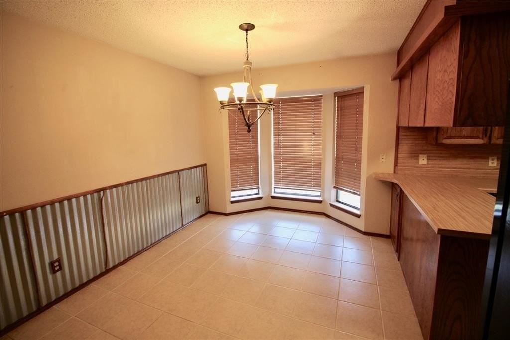 1812 E Bankhead Dr - Photo 7 of 19