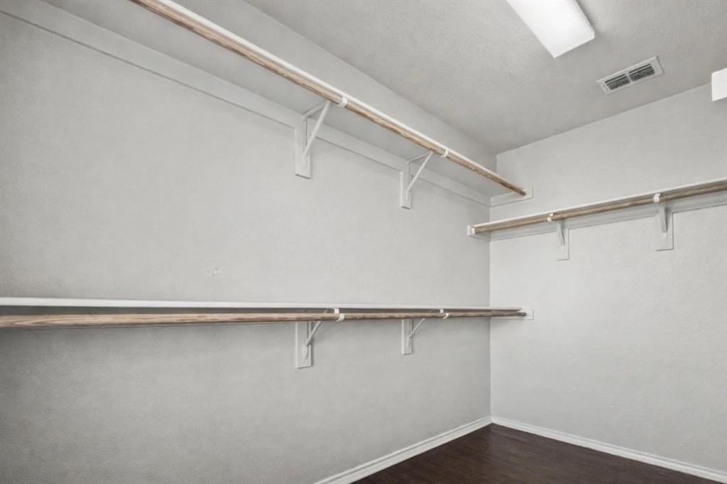 1301 Piedmont Dr - Photo 7 of 12