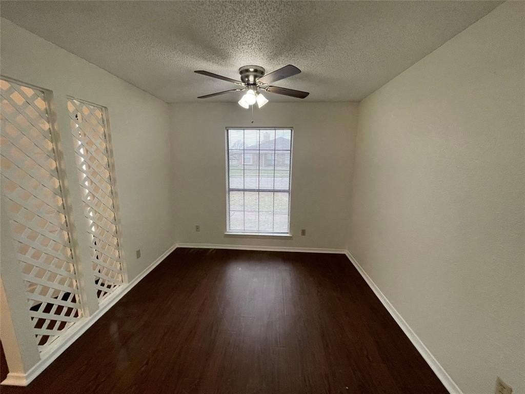 2510 Stanford St #A - Photo 5 of 11