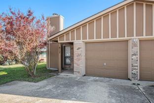 617 S Las Vegas Trl - Photo 1 of 1