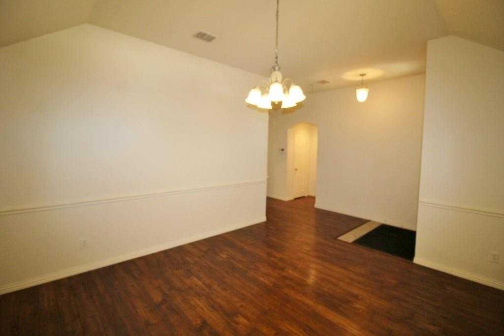 5316 Lake Garden Dr - Photo 4 of 26