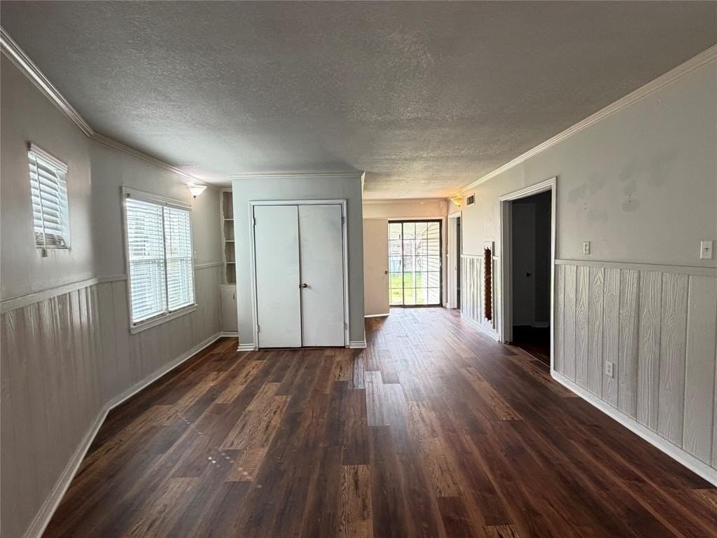 7459 Mohawk Ave - Photo 7 of 19