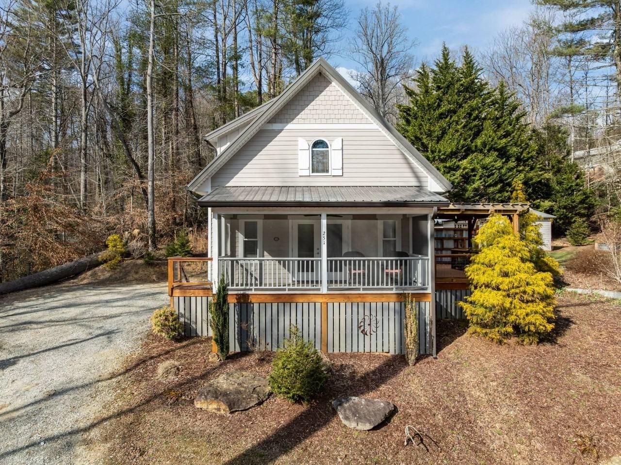 251 Landwood Ln - Photo 2 of 45