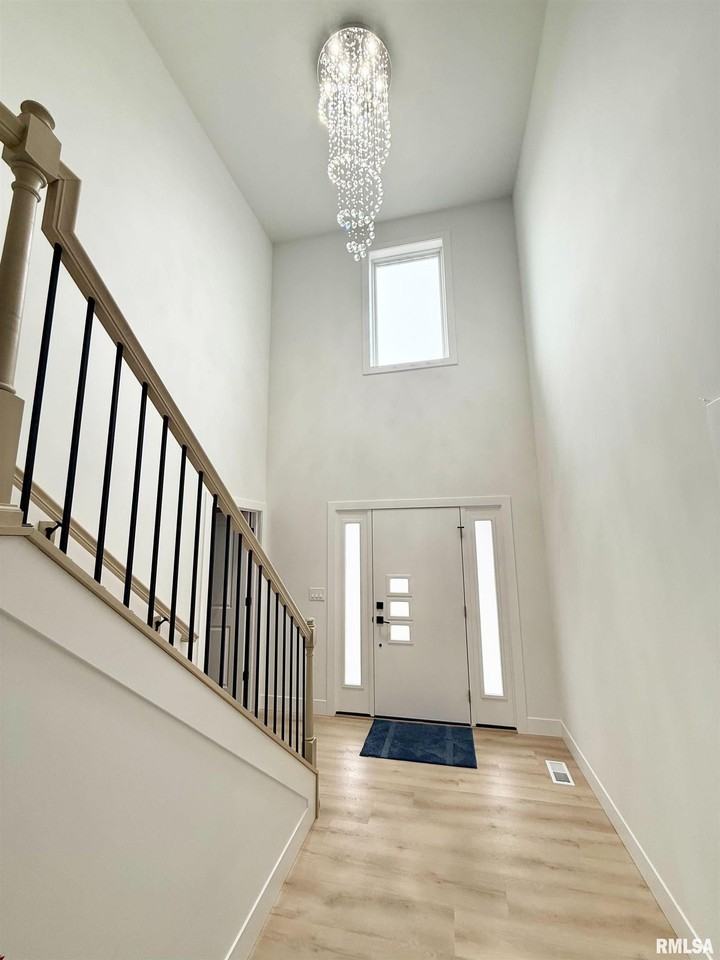 11220 N Onyx Ln - Photo 2 of 7