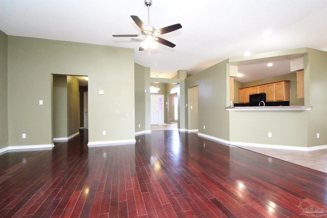 6462 Sarasota St - Photo 5 of 24