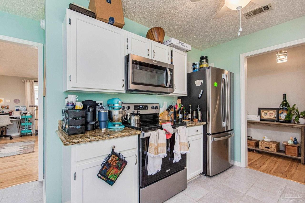 5272 Choctaw Ave - Photo 7 of 40