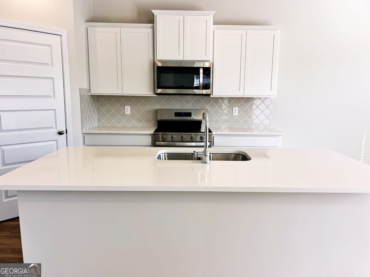 224 Lauritsen Way - Photo 6 of 31