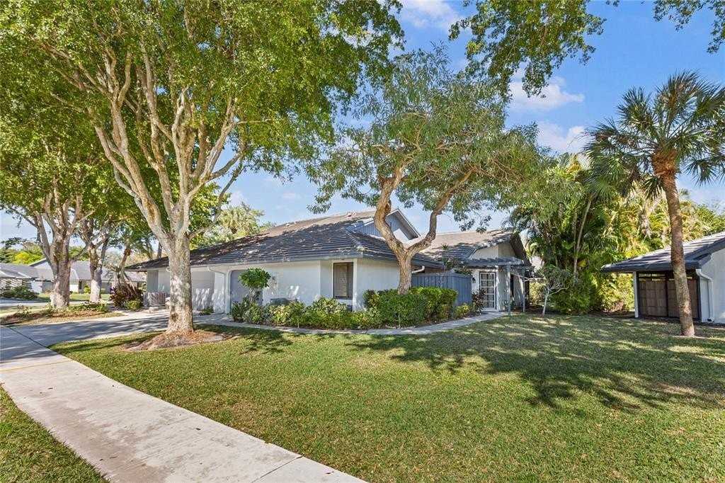 5051 Pine Dr - Photo 2 of 43