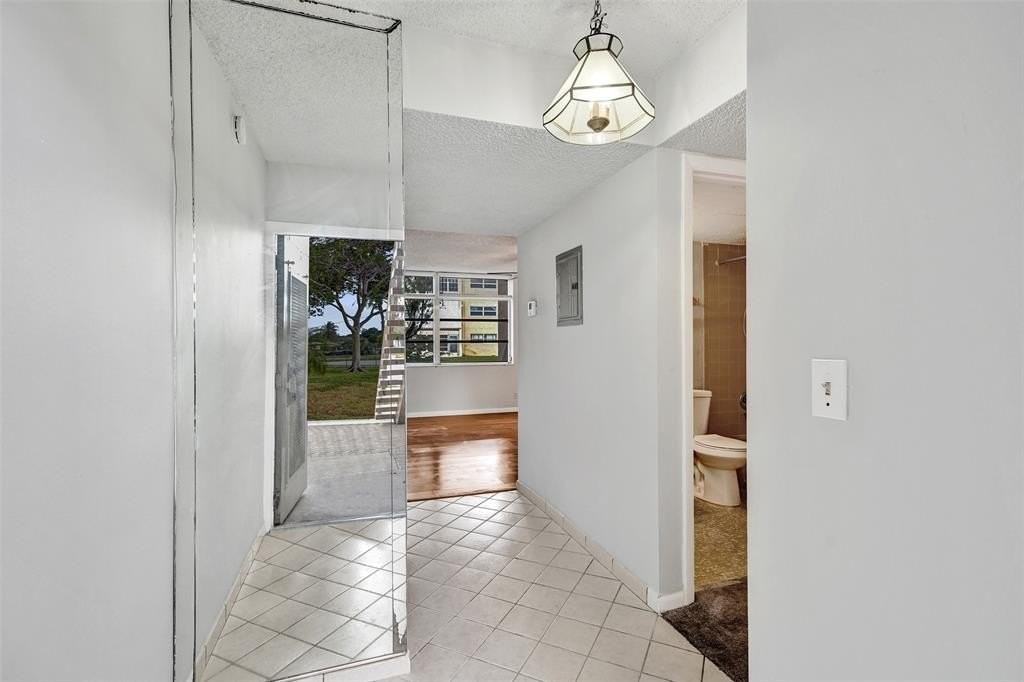 7875 Margate Blvd - Photo 4 of 38