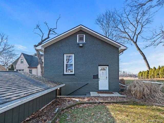 227 Shotwell St - Photo 3 of 29