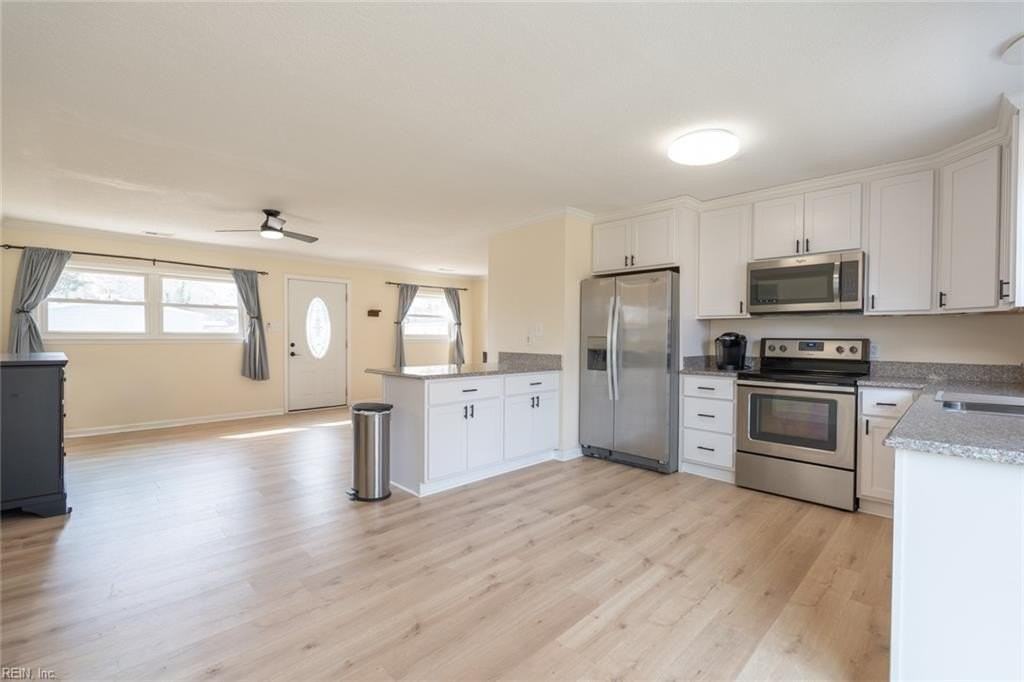 3528 Chester St - Photo 5 of 46