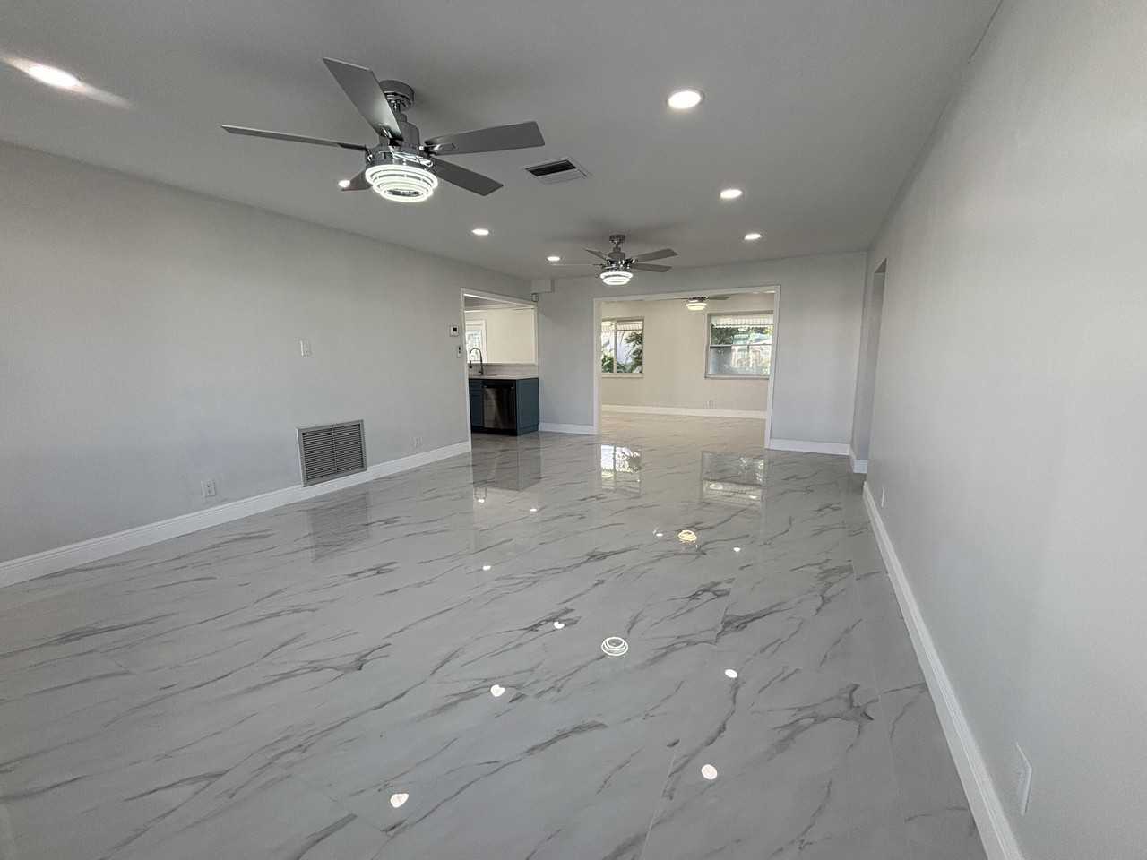 1307 SW 24th St Street - Photo 7 of 25