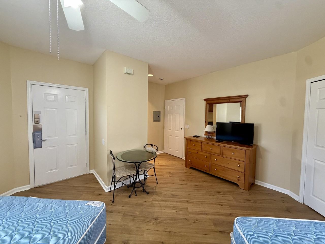 8356 Mulligan Cir #B - Photo 7 of 7