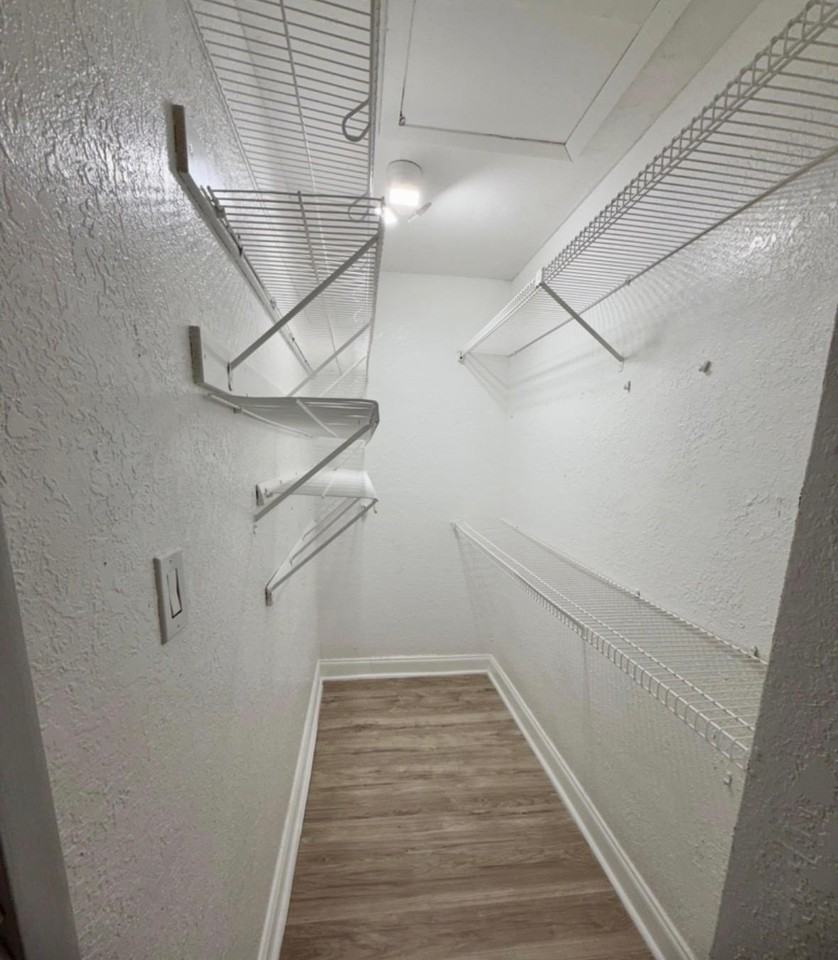 4679 Martha Louise Dr - Photo 5 of 15