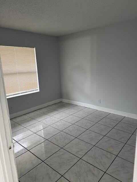 5865 Aurora Ct - Photo 6 of 10