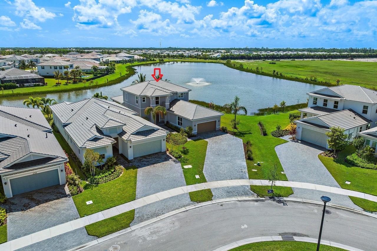 12524 Nautilus Cir - Photo 7 of 50