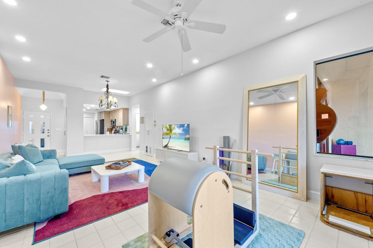 7460 La Paz Blvd #304 - Photo 3 of 37