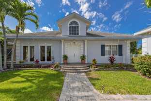 11900 Se Plutus Ave - Photo 1 of 1