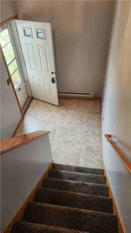 779 9th St Se - Photo 3 of 16