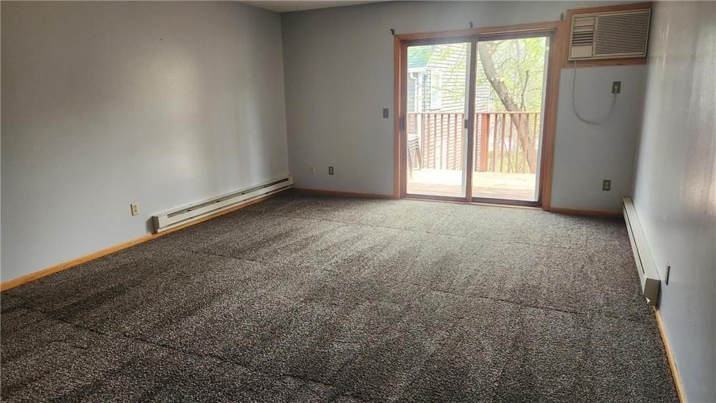 779 9th St Se - Photo 6 of 16