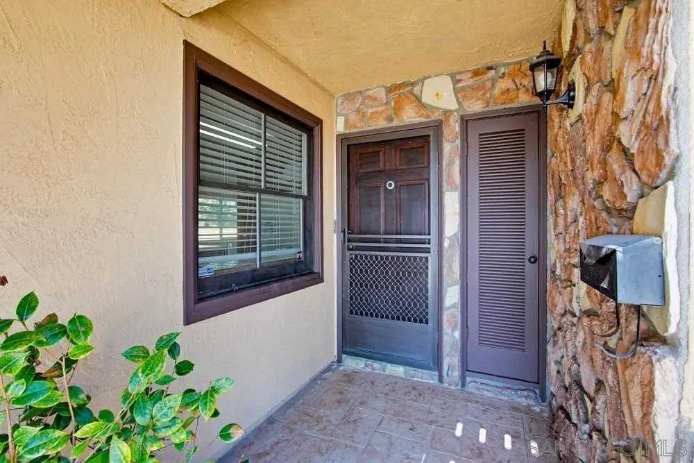 4090 Mount Barnard Ave - Photo 4 of 50